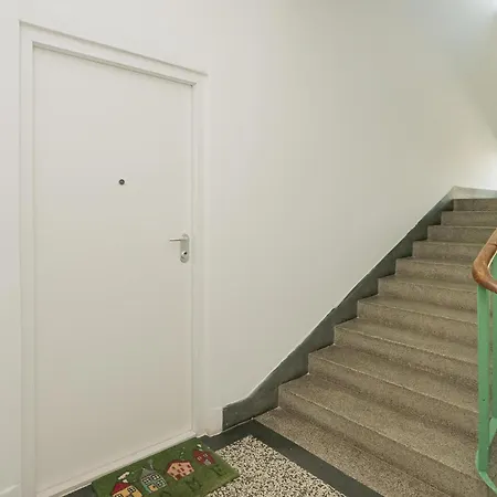 2 Bedroom Beautiful In *