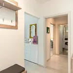 2 Bedroom Beautiful In *