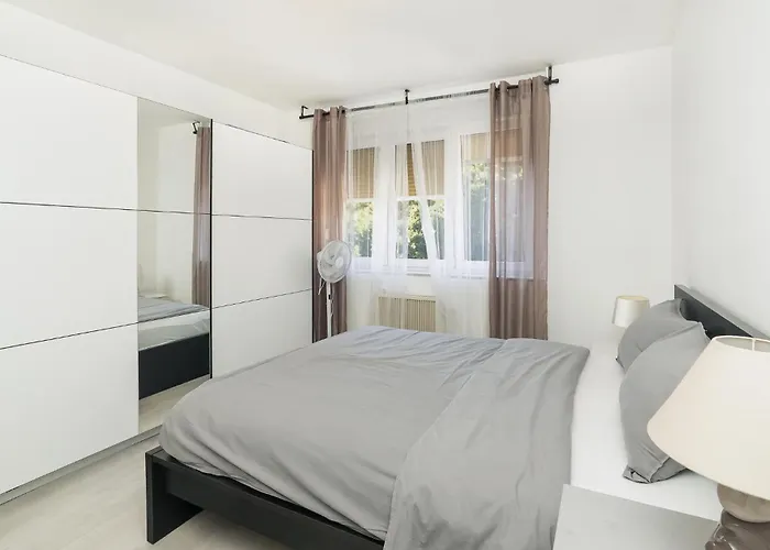 شقة 2 Bedroom Gorgeous In